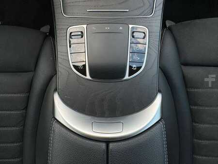 Ostatní 2021 Mercedes-Benz GLC 220d 4M AMG+AHK+RKamera+Keyless (18)