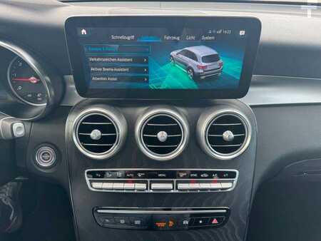Ostatní 2021 Mercedes-Benz GLC 220d 4M AMG+AHK+RKamera+Keyless (20)