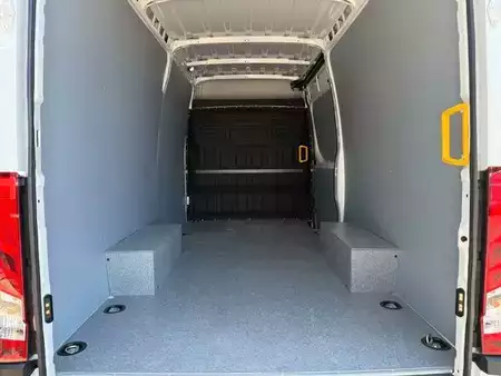 Altri 2026 Iveco Daily 35S18HA8 V Kastenwagen *R 3.520*AHK* (10)