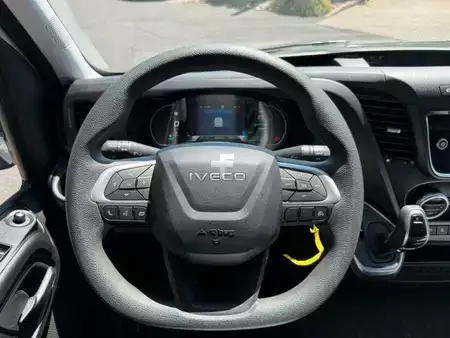 Altri 2026 Iveco Daily 35S18HA8 V Kastenwagen *R 3.520*AHK* (16)