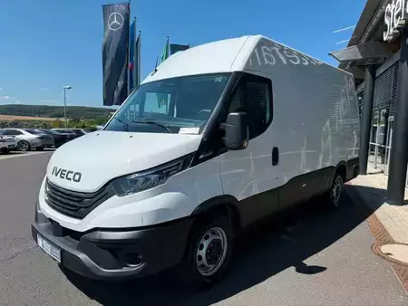 Altri 2026 Iveco Daily 35S18HA8 V Kastenwagen *R 3.520*AHK* (3)