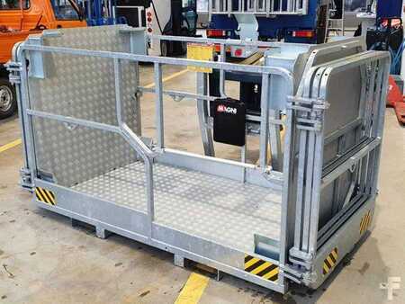 Ostatní 0 Magni Arbeitskorb 4.5 drehbar ausziehbar 500 kg (6)