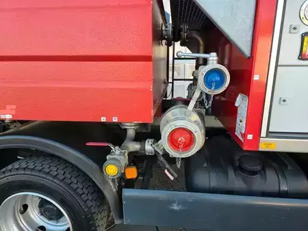 Övrigt 2005 MAN LE 8.150 Schaum 2.500 Liter Schmitz SLF 25/25 (14)