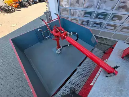 Övrigt 2005 MAN LE 8.150 Schaum 2.500 Liter Schmitz SLF 25/25 (16)