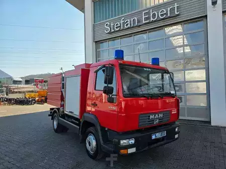 Övrigt 2005 MAN LE 8.150 Schaum 2.500 Liter Schmitz SLF 25/25 (2)