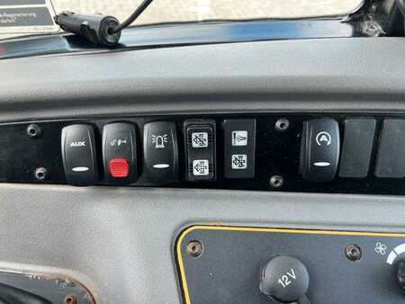 Pale Gommate 2020 JCB 407 SV / nur 268h! / Klappschaufel & Gabel (19)