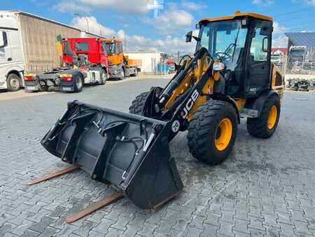 Pale Gommate 2020 JCB 407 SV / nur 268h! / Klappschaufel & Gabel (9)