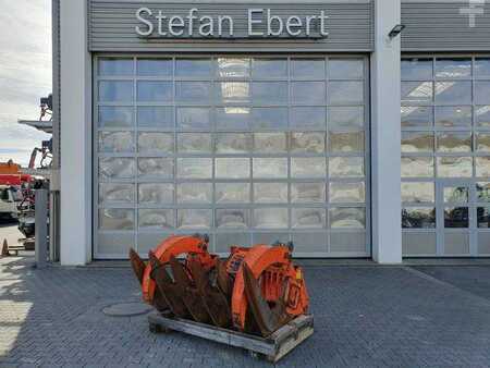 Annet 2017 WESTTECH G1650 Roderechen / Greifarme / 2017 (1)