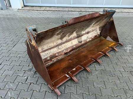 Ostatní 0 [div] Klappschaufel / Zettelmeyer / Volvo CAT JCB (2)