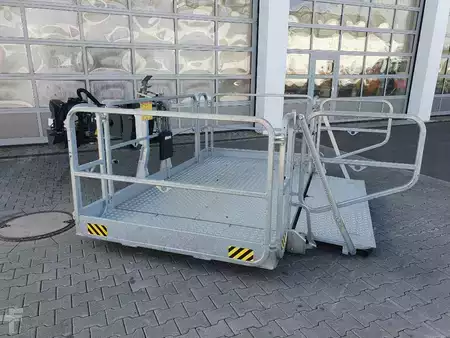 Vedlegg 2020 [div] Dachdeckerkorb / Arbeitskorb / 1.000 kg / RTH 2022 (2)