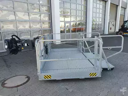 Vedlegg 2020 [div] Dachdeckerkorb / Arbeitskorb / 1.000 kg / RTH 2022 (3)