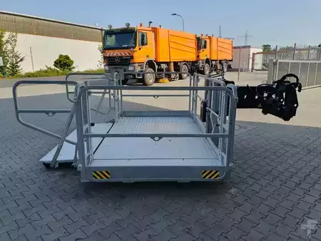 Vedlegg 2020 [div] Dachdeckerkorb / Arbeitskorb / 1.000 kg / RTH 2022 (9)