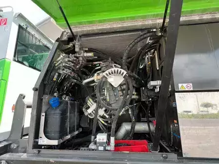 Tower Crane 2018 Sennebogen 673e / 4.093h / 2018 / Klappspitze / 44m (11)