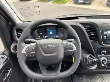 Ostatní 0 Iveco Daily 70C18 *R3.750mm*Sperre*AHK* (12)
