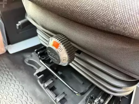 Pozostałe 0 Iveco Daily 35S16 A8 *R4.100mm*Automatik*Kamera*3x (20)