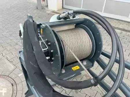 Liitteet 2022 [div] Ausleger mit Seilwinde JW2000 / 2 To / 2022 / DEMO (13)