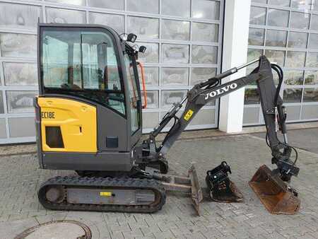 Minigraver 2021 Volvo EC18E / nur 415h! / MS01 / 2021 / inkl 2x Löffel (2)