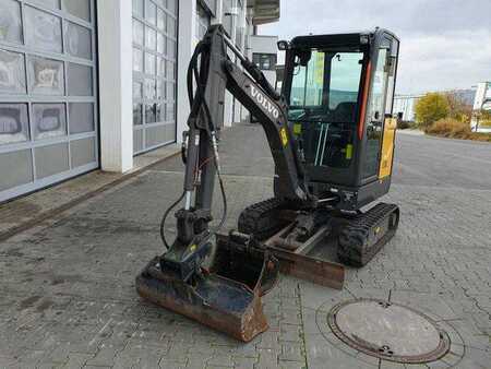 Minigraver 2021 Volvo EC18E / nur 415h! / MS01 / 2021 / inkl 2x Löffel (7)