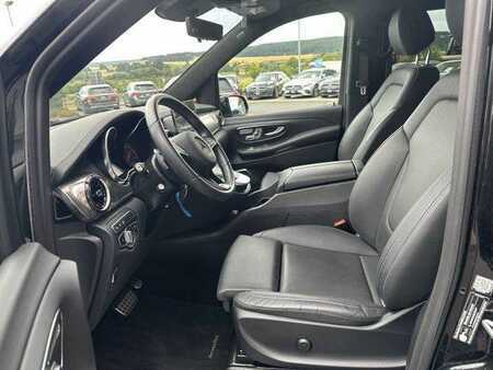 Mercedes-Benz V 300 d 4MATIC EXCLUSIVE AMG Panorama DISTRONIC