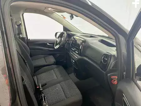 Ostatní 2025 Mercedes-Benz Vito 119 CDI 4x4 Tourer PRO AHK2,5to Stdh (4)