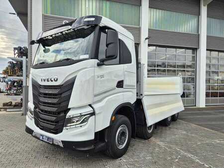 Iveco X-Way AS360X57Z HR ON+ 8x4 MeillerBordmatik Bett