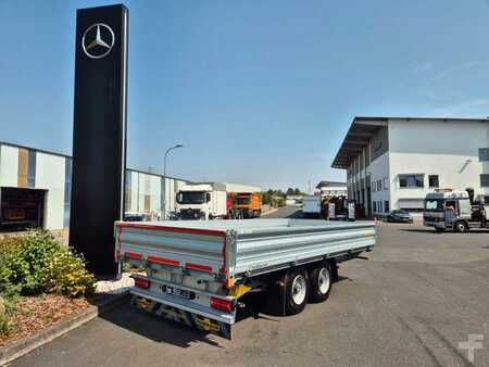 Outro 0 Humbaur HTK 115524 Dreiseitenkipper vollverzinkt (1)