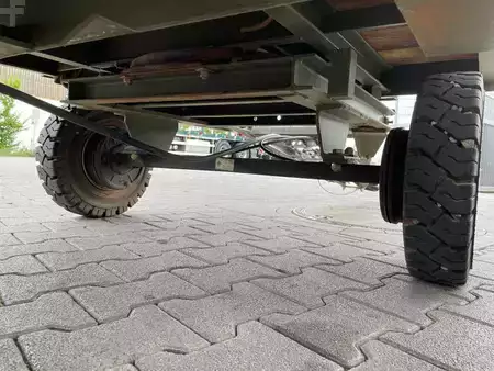 Outro 2018 Pefra Anhänger 3100 / Länge: 2,55 m / 2.810 kg / 2018 (14)