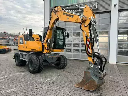 Mobilbagger 2019 Liebherr A 910 C Litronic / 2.381h / SW33 (12)
