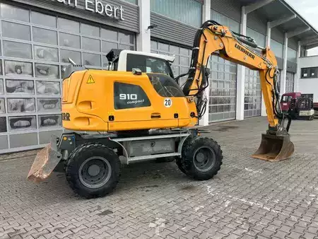 Mobilbagger 2019 Liebherr A 910 C Litronic / 2.381h / SW33 (3)