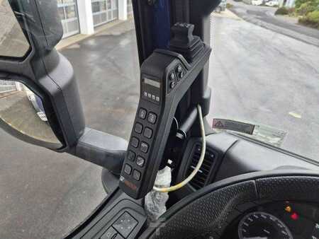 Iveco AD360X48Z/P HR OFF 8x4 Ultima 26S.59 Intarder