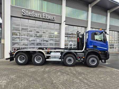 Iveco AD360X48Z/P HR OFF 8x4 Ultima 26S.59 Intarder