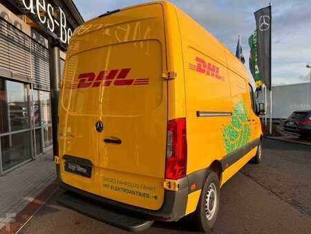 Övrigt 2024 Mercedes-Benz eSprinter 312 DHL Regal KEP-Ausbau (4)