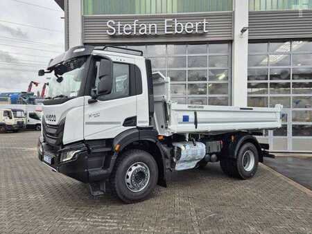 Iveco AD200X40 HR OFF 4x2 Meiller Dreiseitenkipper AHK