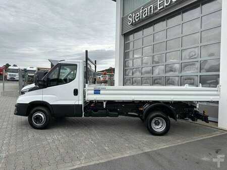 Övrigt 0 Iveco Daily 70C18H 3-S.-Kipper *R3.750mm*2xAHK* 5x (8)