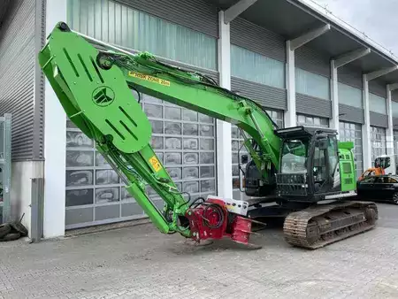 Mobilbagger 2021 Hitachi ZX225USLC-6 / 1.690h / OQ65 / Greifersäge (2)