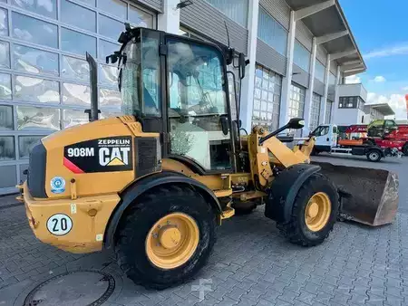 Cargadoras de ruedas 2016 Caterpillar 908M / 1.554h / Gabel / Schaufel (4)