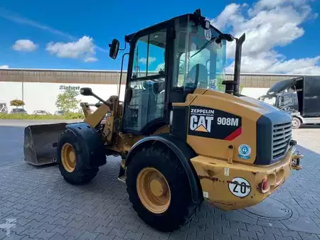 Cargadoras de ruedas 2016 Caterpillar 908M / 1.554h / Gabel / Schaufel (7)