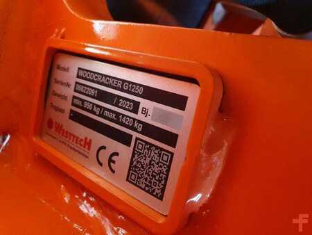 Annet 2023 WESTTECH G1250 Roderechen / Greifarme OQ65 DEMO (13)