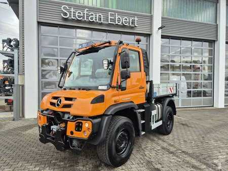 Ostatní 2018 Mercedes-Benz Unimog U423 4x4 Hydrostat Zapfwelle (2)