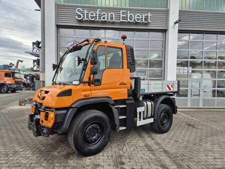 Ostatní 2018 Mercedes-Benz Unimog U423 4x4 Hydrostat Zapfwelle (4)