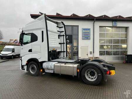 Iveco Stralis S-Way 490 T/P Intarder 2x Tank Navi