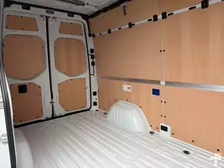 Ostatní 2025 Mercedes-Benz Sprinter 317 CDI 3665 9G AHK3,5to Klima Schwing (10)