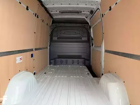 Ostatní 2025 Mercedes-Benz Sprinter 317 CDI 3665 9G AHK3,5to Klima Schwing (9)