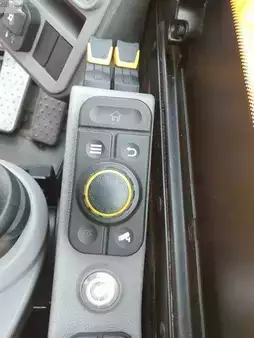 Mobil grävmaskin 2022 JCB Hydradig 110W / Pratzen / nur 572h! / 2023 (14)