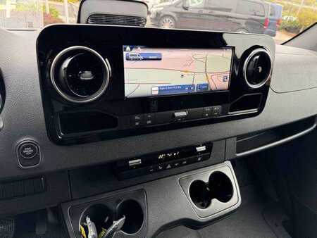 Outro 2025 Mercedes-Benz Sprinter 319 CDI 4x4 3665 Klima Standheiz AHK (11)