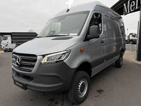 Outro 2025 Mercedes-Benz Sprinter 319 CDI 4x4 3665 Klima Standheiz AHK (3)