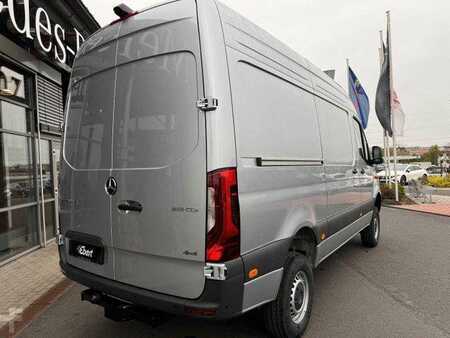 Outro 2025 Mercedes-Benz Sprinter 319 CDI 4x4 3665 Klima Standheiz AHK (4)