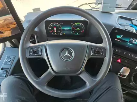 Ostatní 2021 Mercedes-Benz Actros 1848 LS Retarder Standklima BigSpace (17)