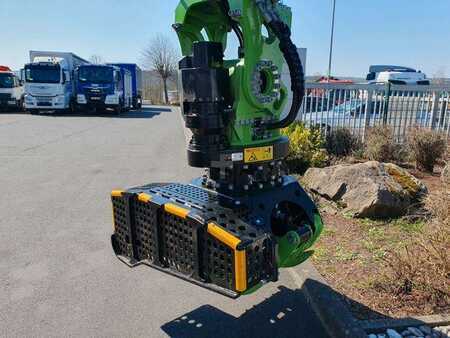 Excavadoras de ruedas 2021 Sennebogen 718 / inkl. Albach Fällzange / nur 640h! (9)