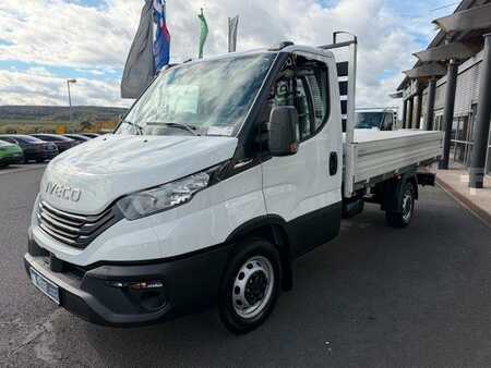 Muut 0 Iveco Daily 35S14 A8 *R3.450mm*Automatik*Klima* 2x (7)